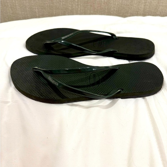 Haviainas women’s green flip flops size 41-42 (10-11) - Picture 3 of 6